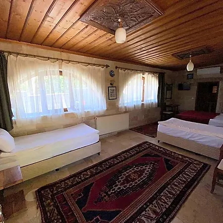 Kemal's Hotel 2*
